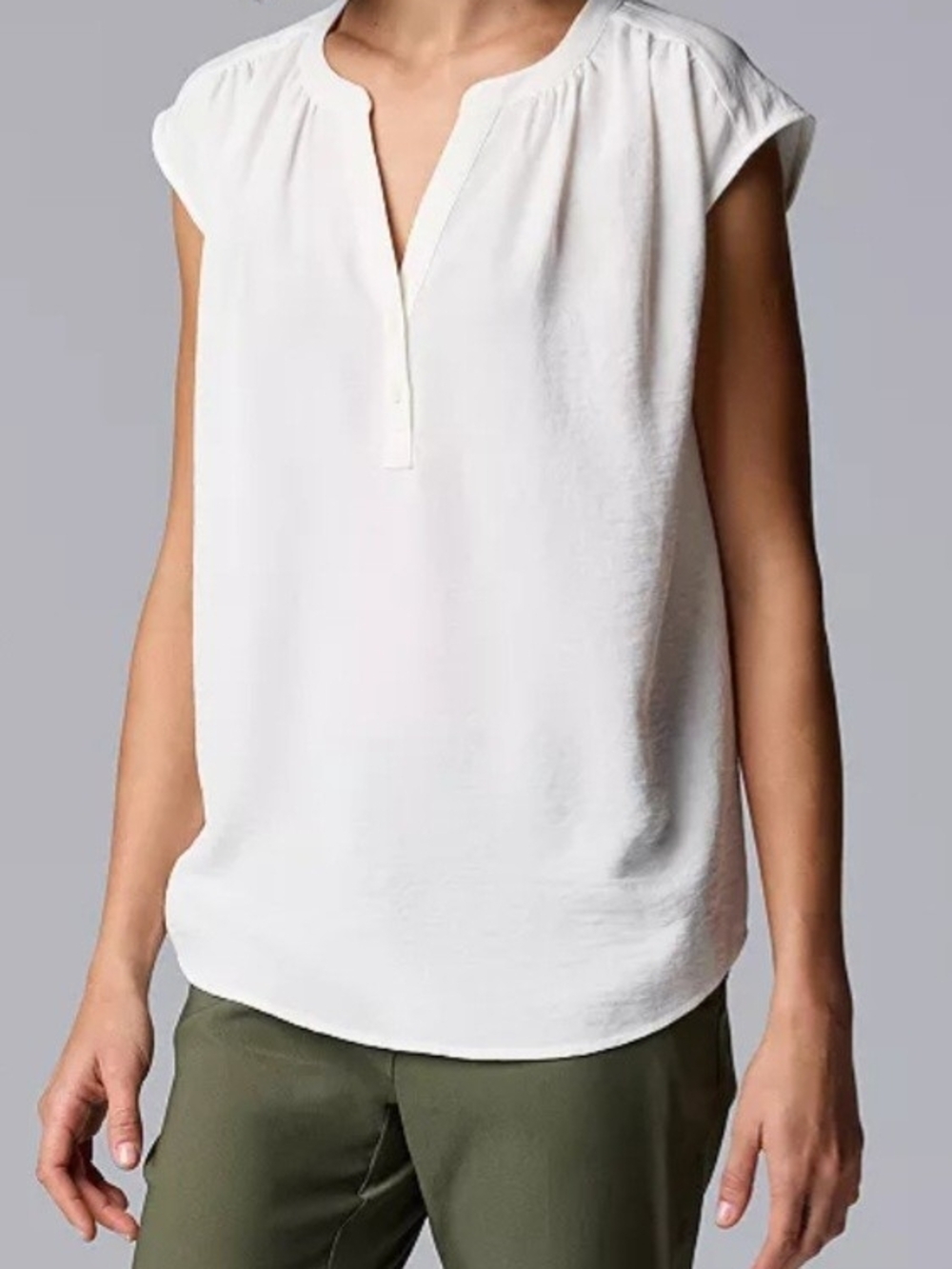 Simply Vera Vera Wang White Cap-Sleeve Split-Neck Blouse